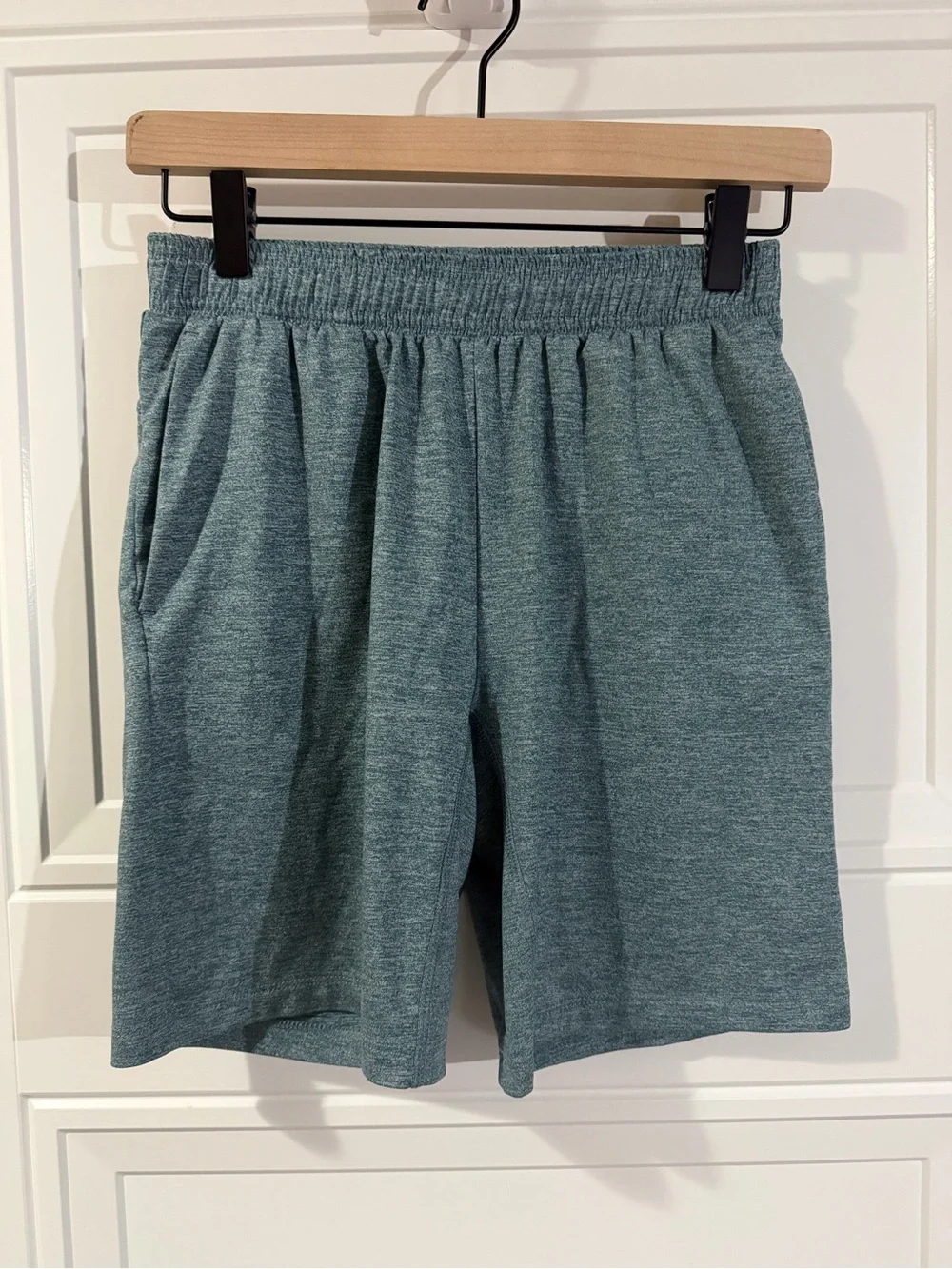 all in motion Boys youth L short sleeve green shirt with matching shorts